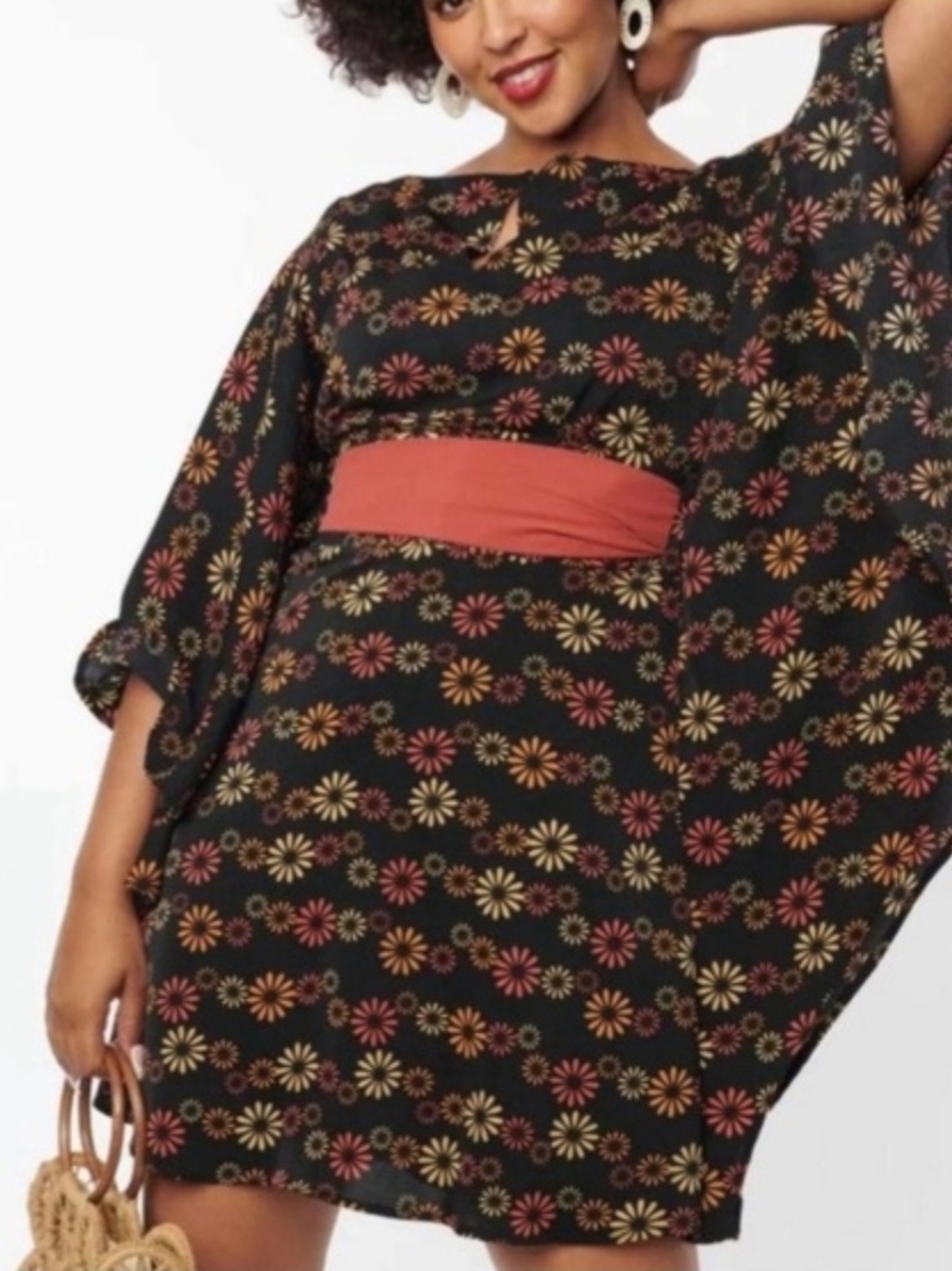 Smak Parlour Retro Vibe Midi Dress with Waist Sash - Picture 3 of 7